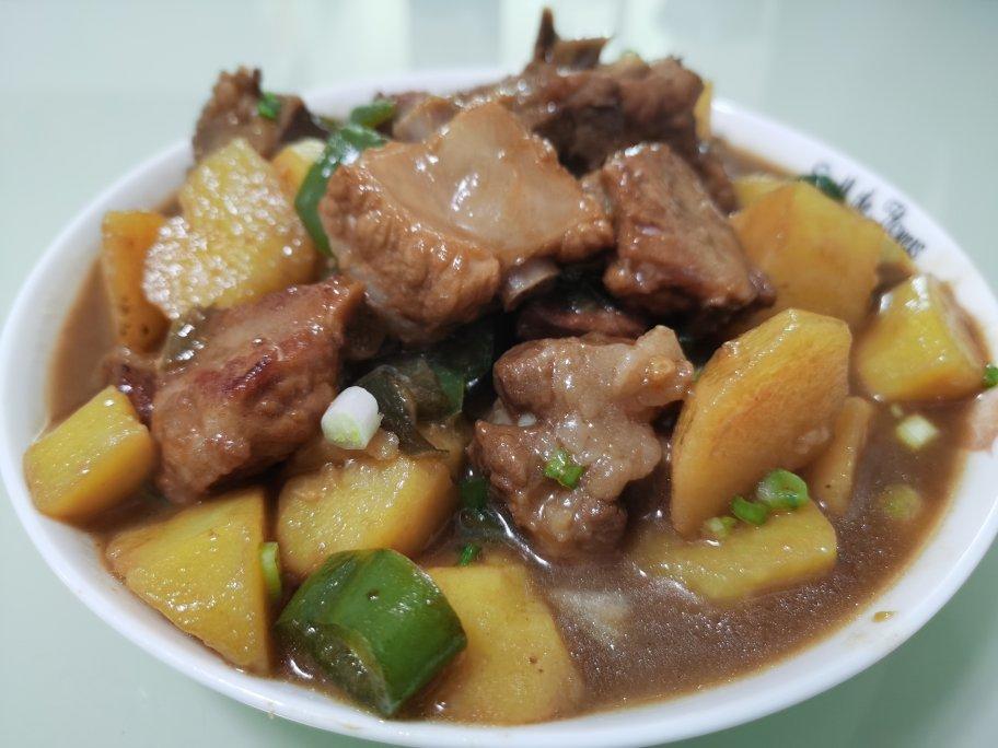 红烧排骨土豆