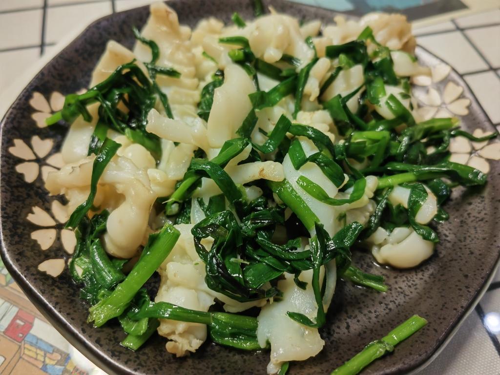 墨鱼炒韭菜
