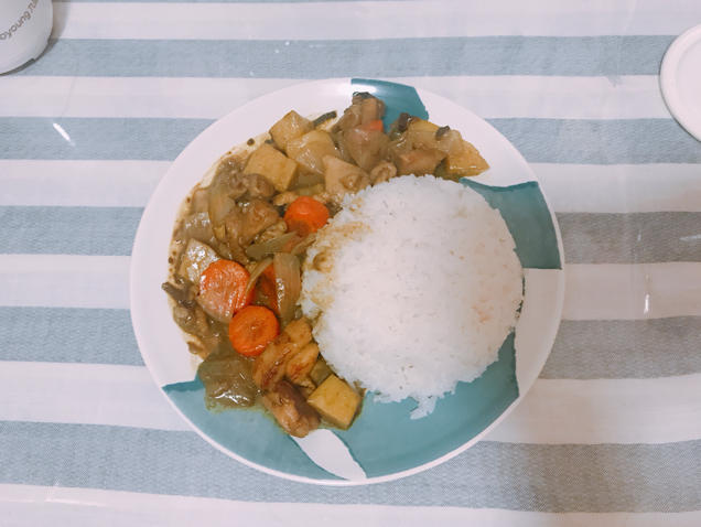咖喱鸡肉饭