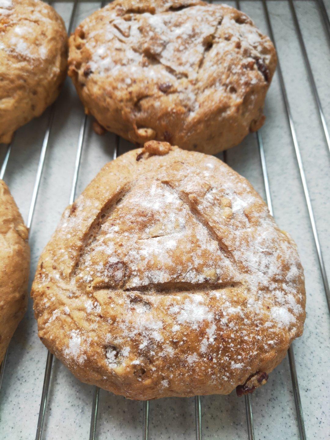 红枣核桃软欧包