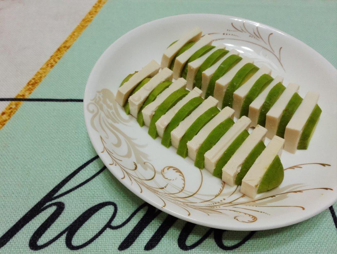 牛油果豆腐沙拉