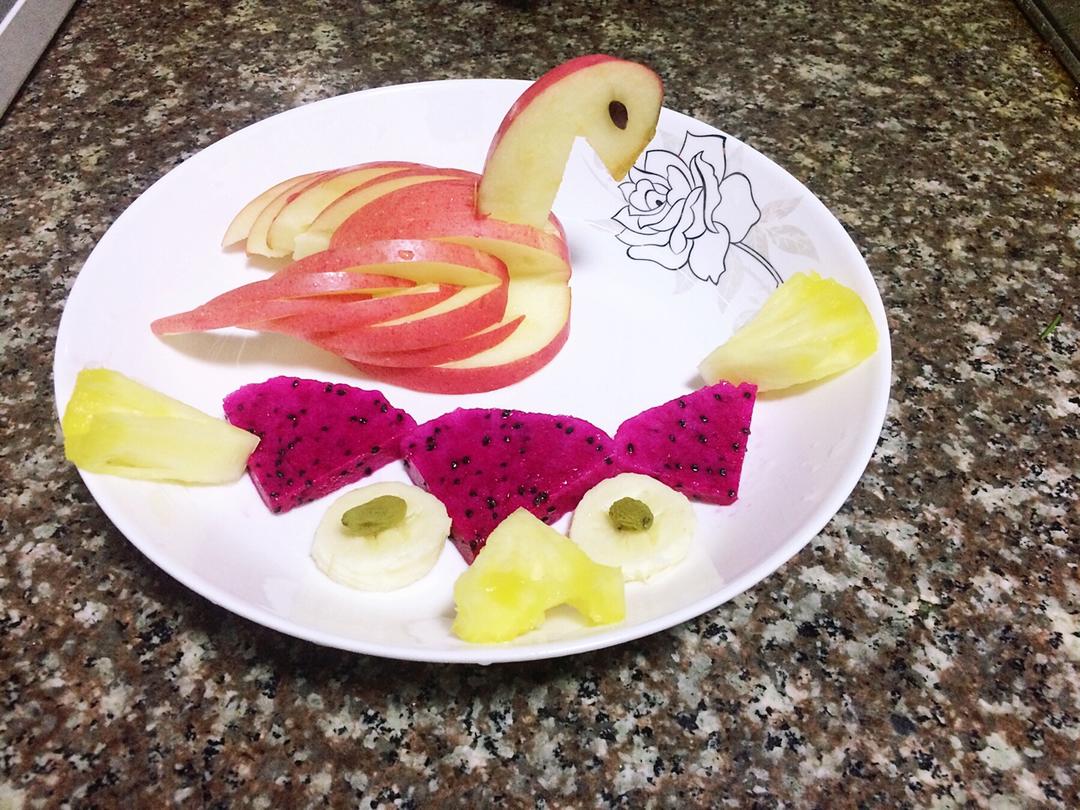 【苹果天鹅/水果拼盘高端技能】难度指数：★★★