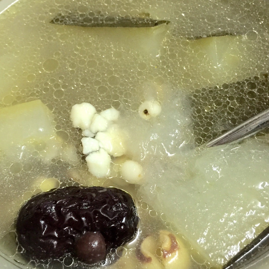 冬瓜猪骨汤（清热祛湿，适合夏天的汤）