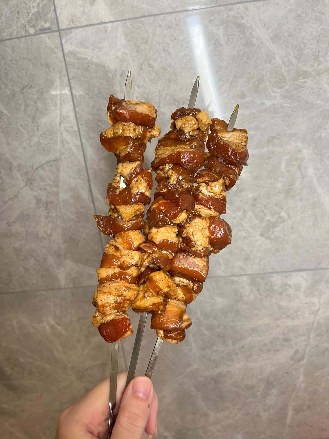 五花肉烤串的做法