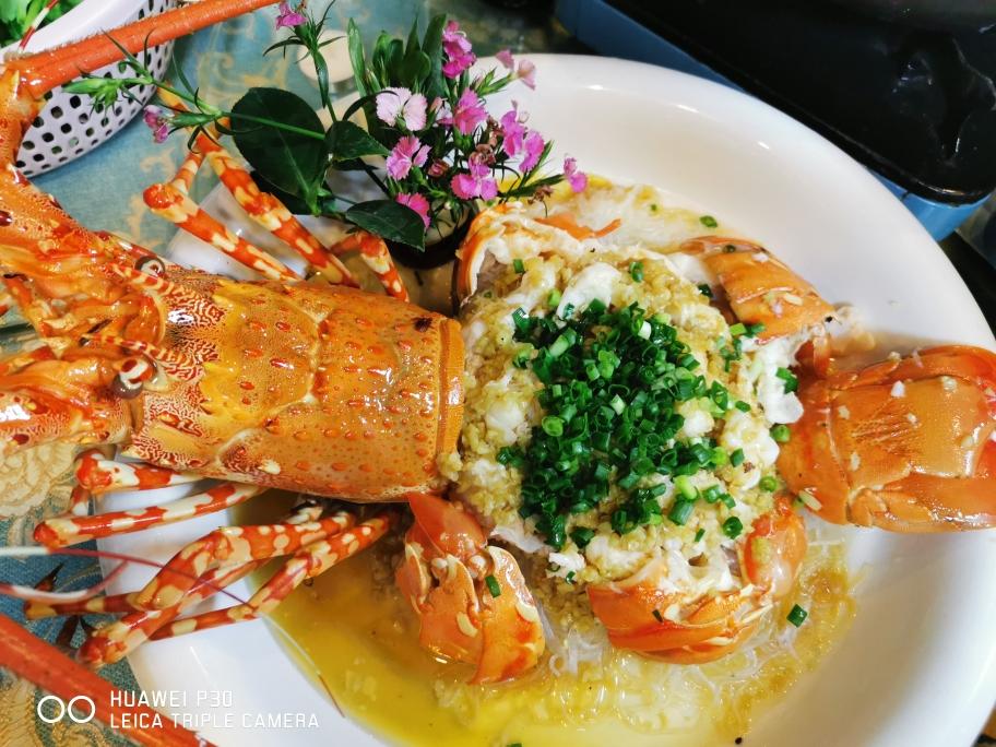 蒜蓉蒸龙虾的做法