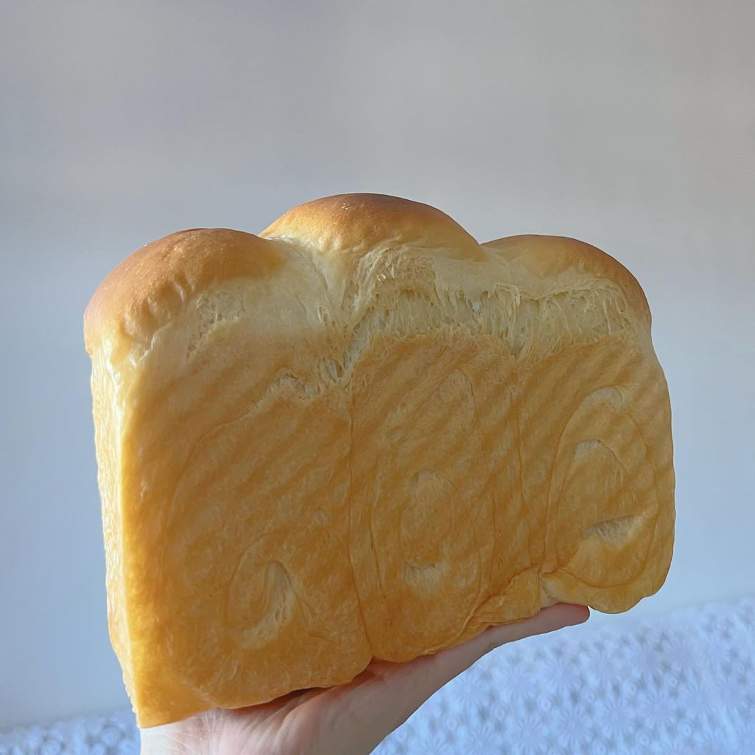 🍞消耗淡奶油吐司｜无黄油｜软绵绵｜奶香浓郁