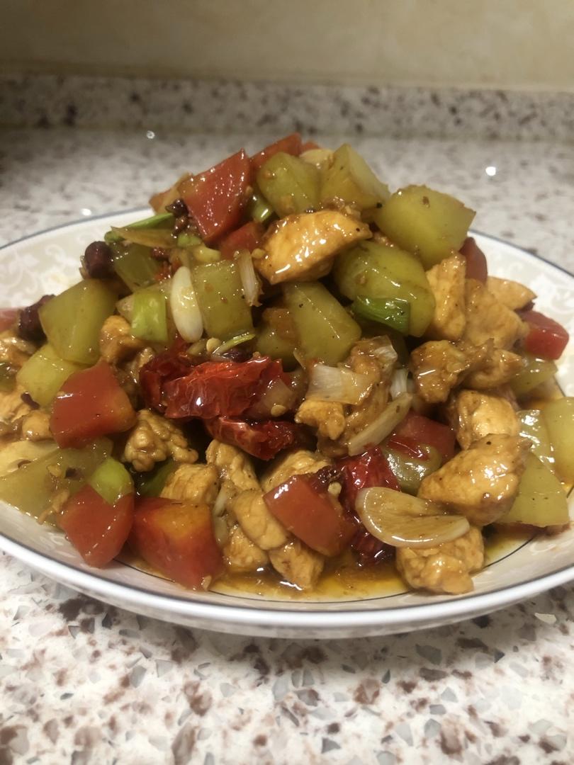 厨师长教你: “宫保鸡丁”的川味正宗做法, 一看就有食欲, 收藏了