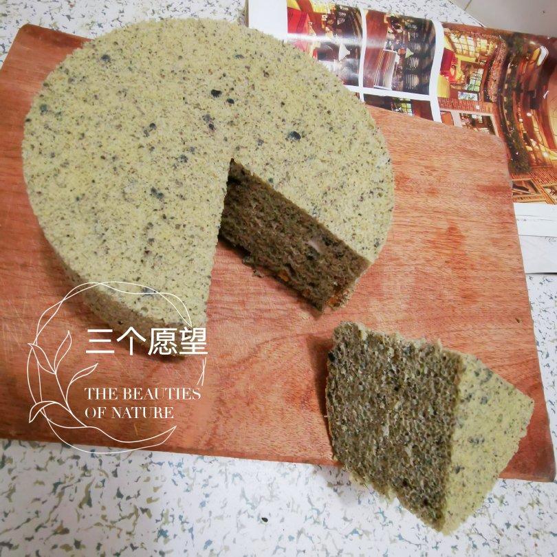 黑芝麻戚风蛋糕卷