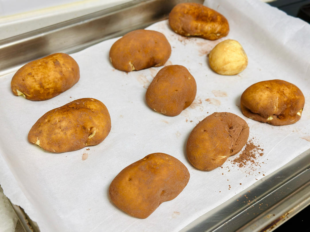 这面包比土豆还像土豆啊