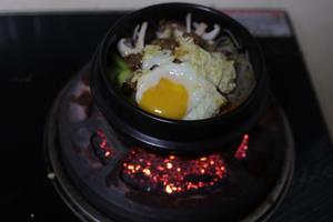 快手菜——韩式石锅拌饭，看剧必备的做法 步骤5