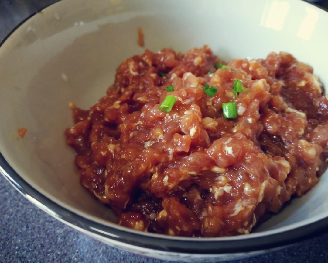 万能鲜肉馅的做法（饺子馅包子馅零失手通用）