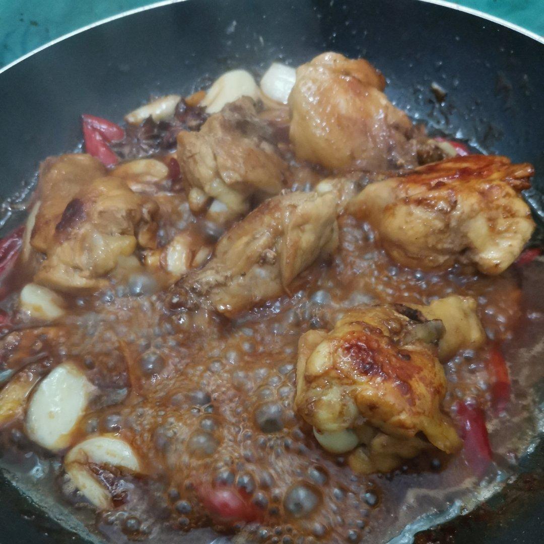 简单又美味的红烧鸡翅根