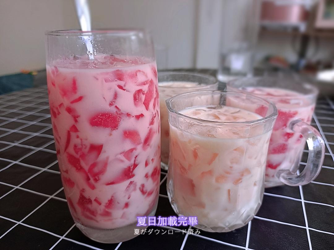 全网超火的葡萄撞奶，做法太简单了