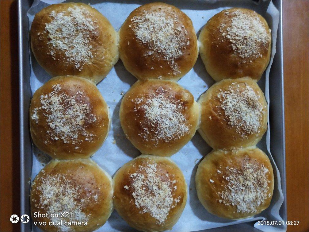 柔软看得见─超软香甜椰蓉小面包