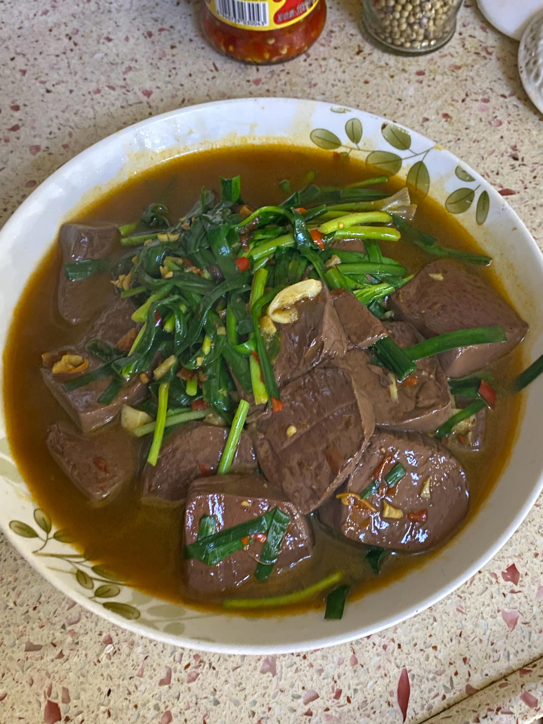 开春养生菜！韭菜炒猪红！！
