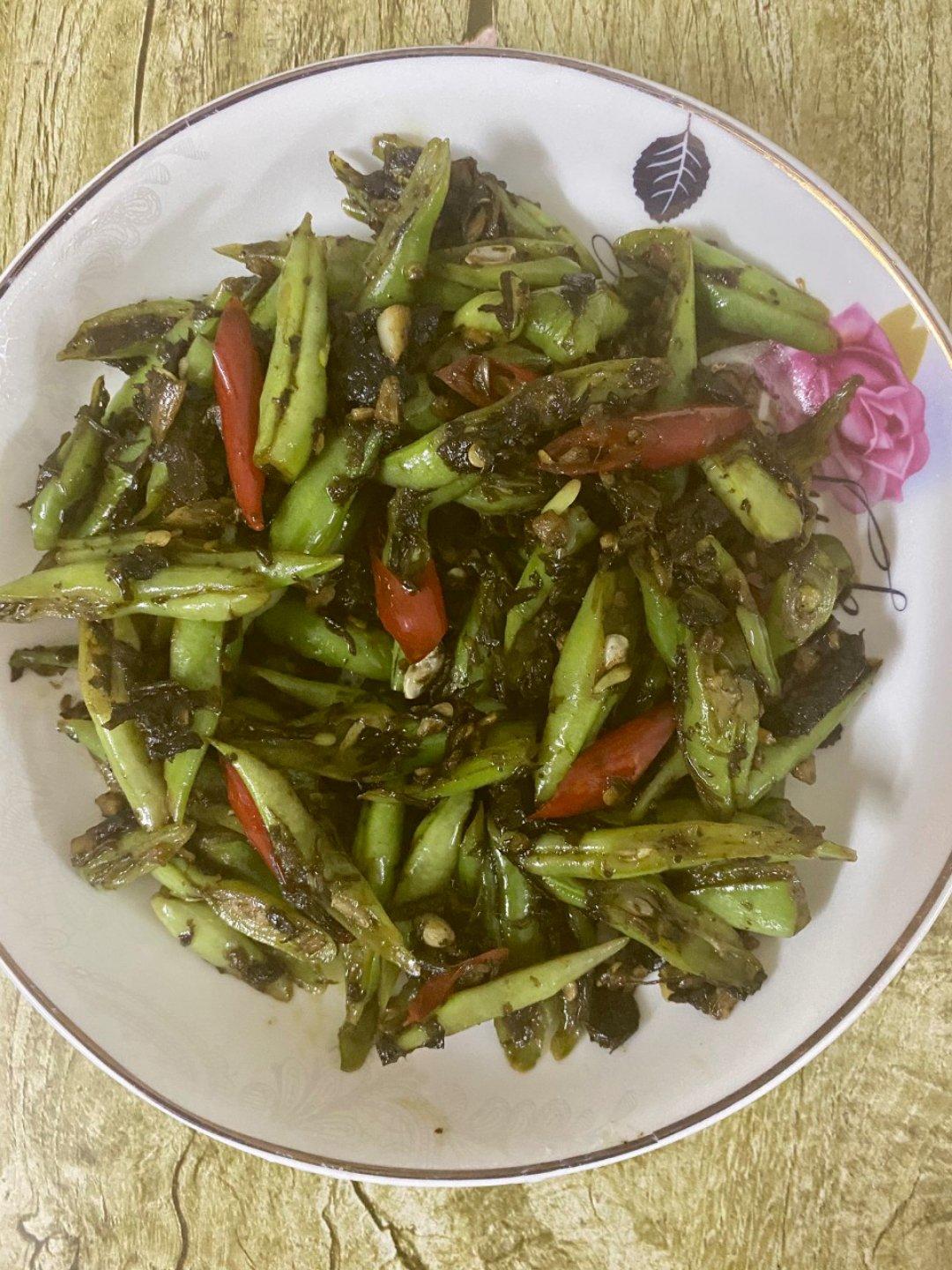 橄榄菜四季豆