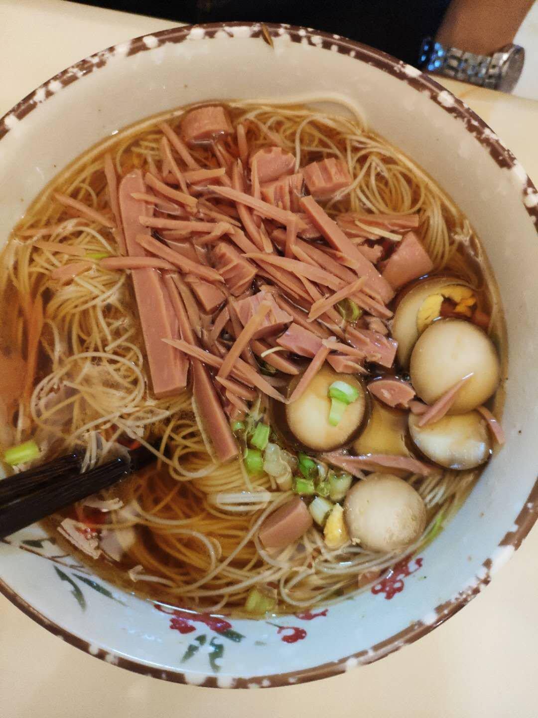 虾籽鱼丸竹升面
