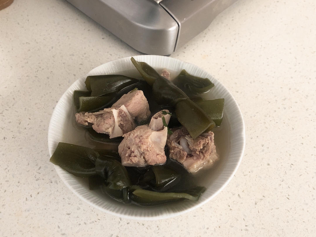 海带排骨汤