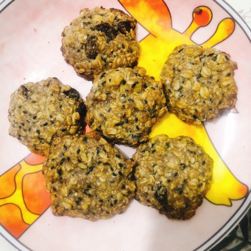 红豆薏米燕麦代餐饼干