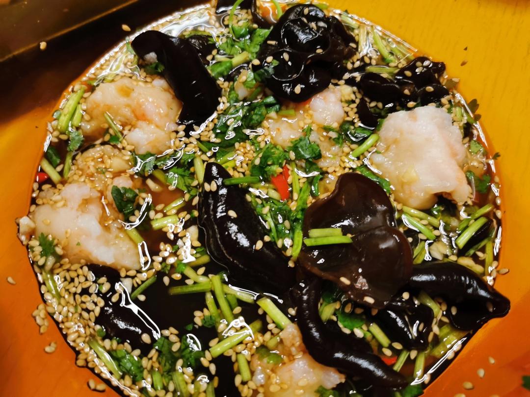 哇哦…在家做出来了海底捞泰式虾滑