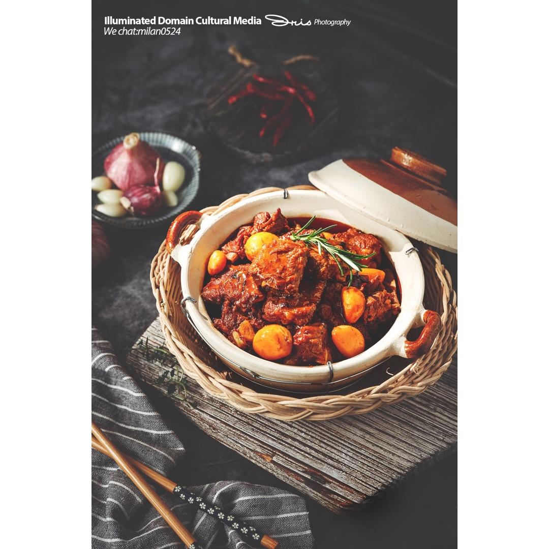 超简单低油不焯水不炒糖色的蒜头红烧排骨