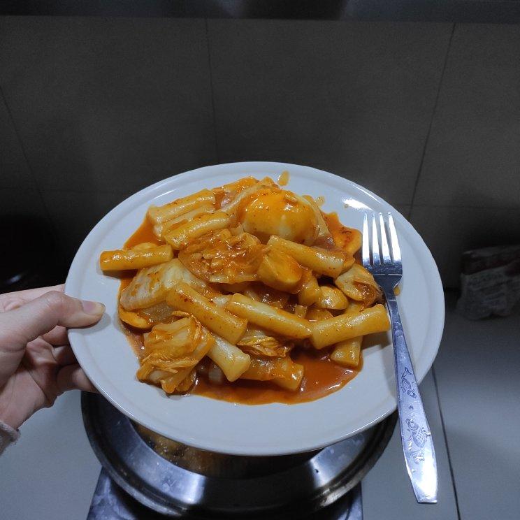 【辣炒年糕】年糕辣酱炒一炒，甜辣可口一级鲜！