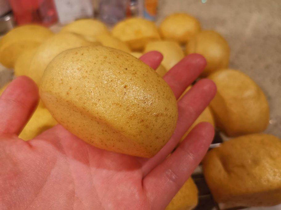 一发胡萝卜🥕馒头，纯手揉，快手