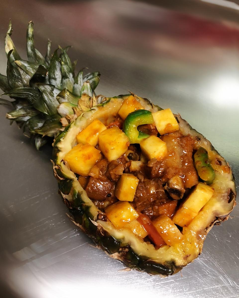 张程程程做的酸甜菠萝排骨