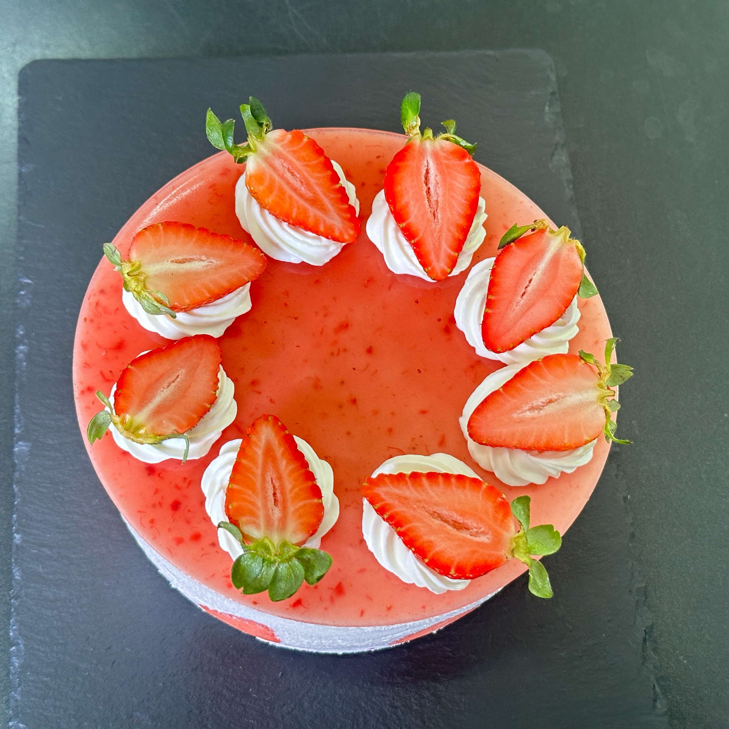 草莓🍓慕斯蛋糕的做法