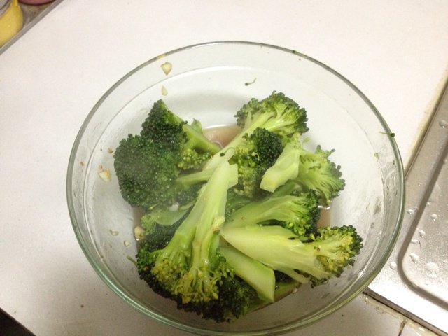 蒜蓉凉拌西兰花