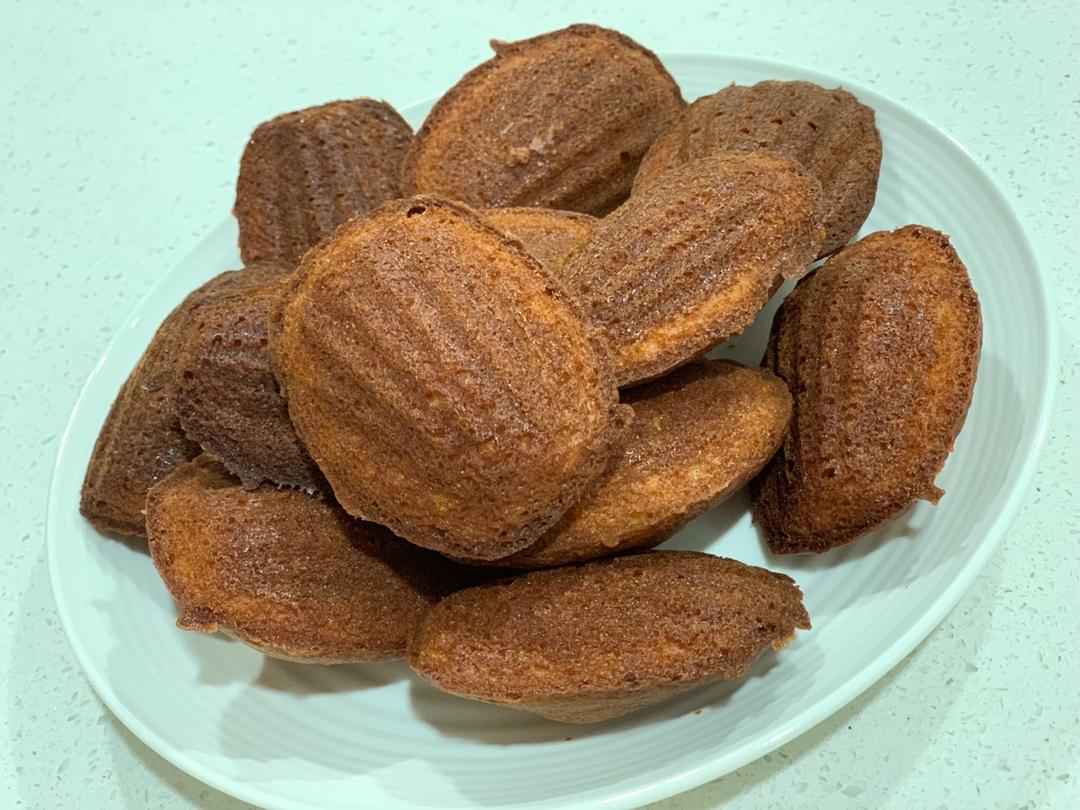 贝壳小蛋糕（Madeleines）