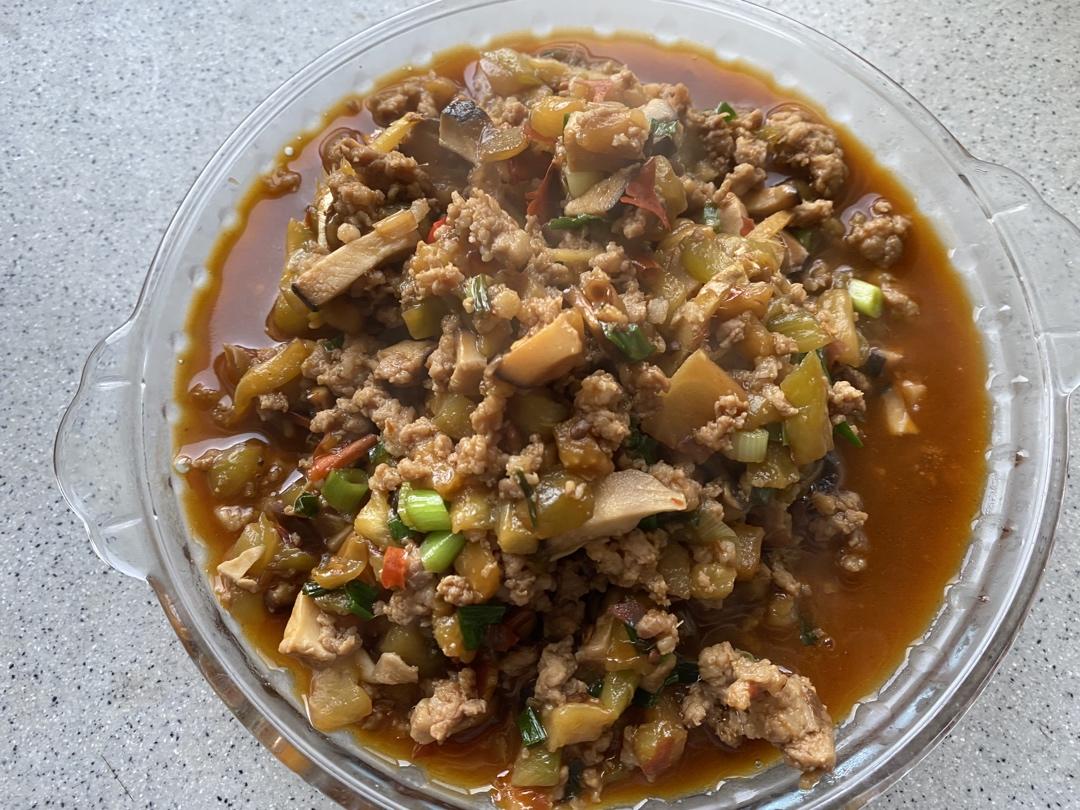 【健康三餐】蒜香肉末炒茄子