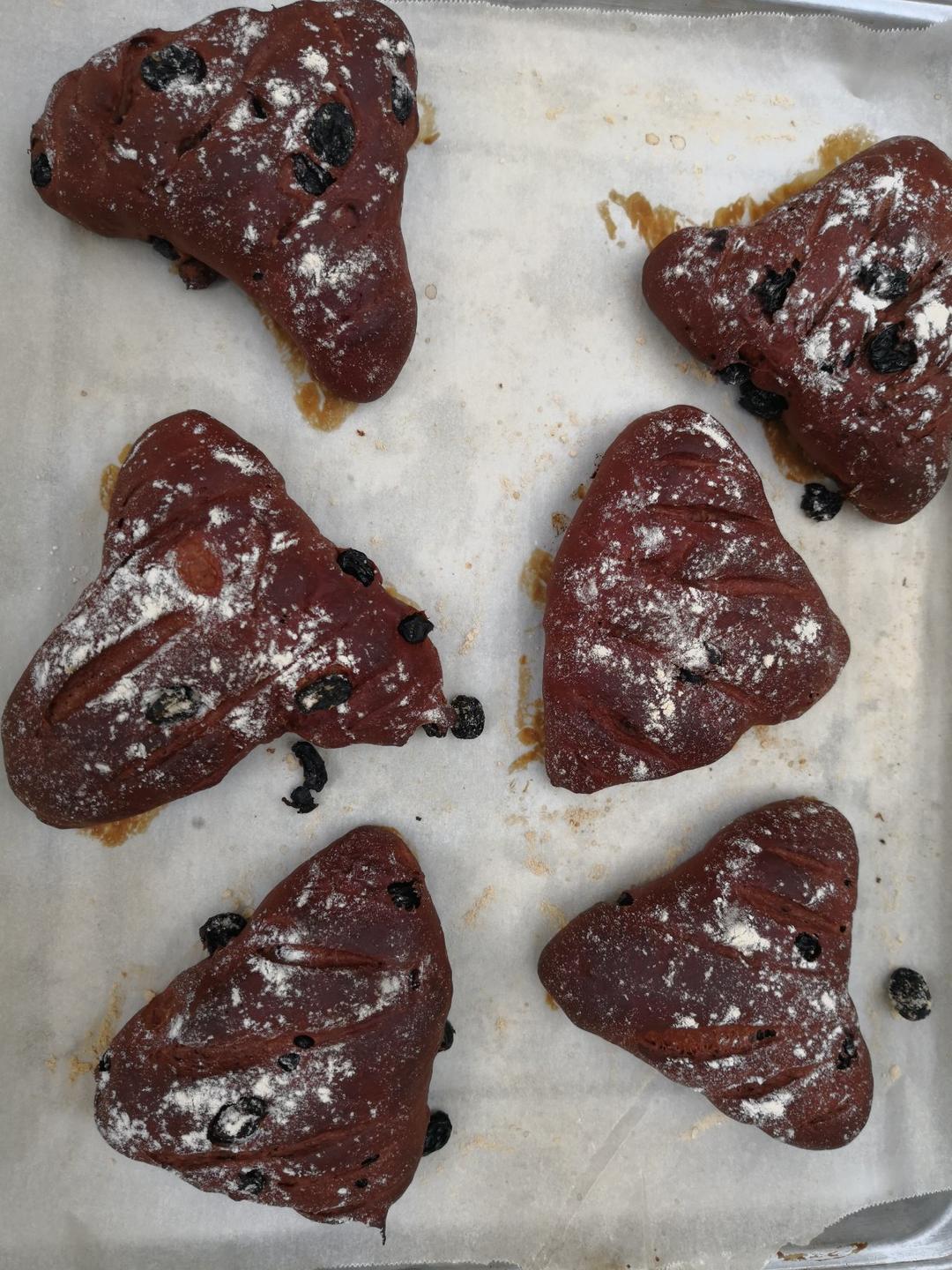 水到渠成之试炼 巧克力甜杏面包