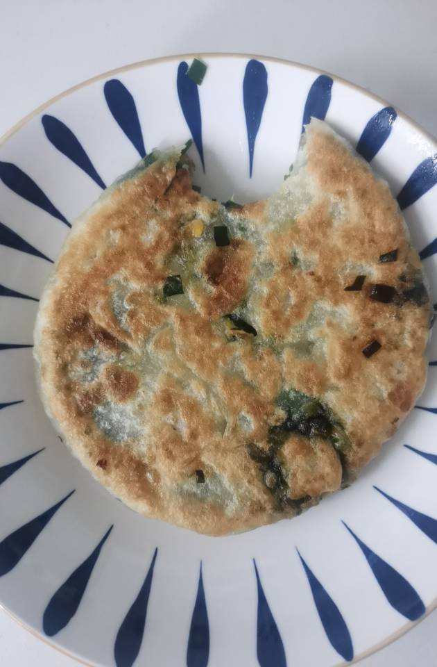 皮薄如纸的韭菜馅饼|免揉面法