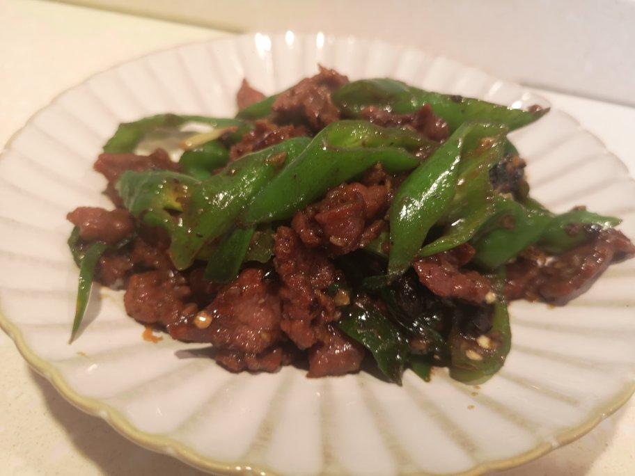 【小高姐】青椒牛肉 如何炒出嫩滑的牛肉