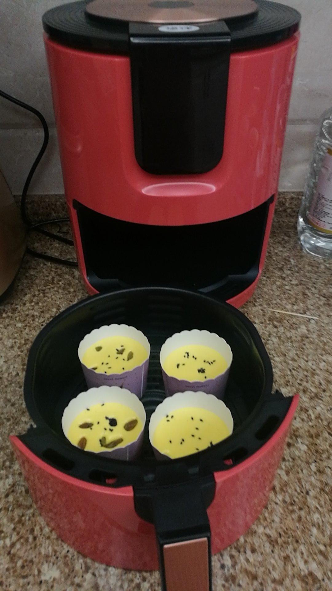 空气炸锅做纸杯蛋糕