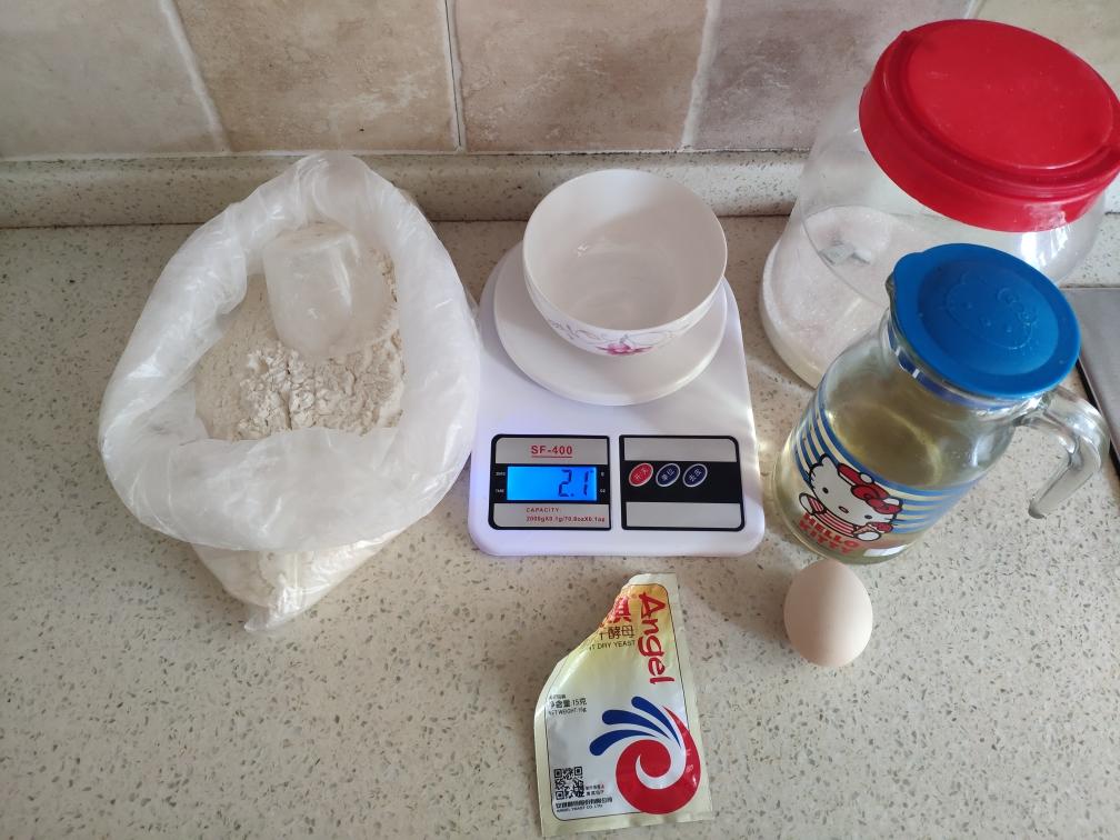 纯奶手撕吐司的做法 步骤1