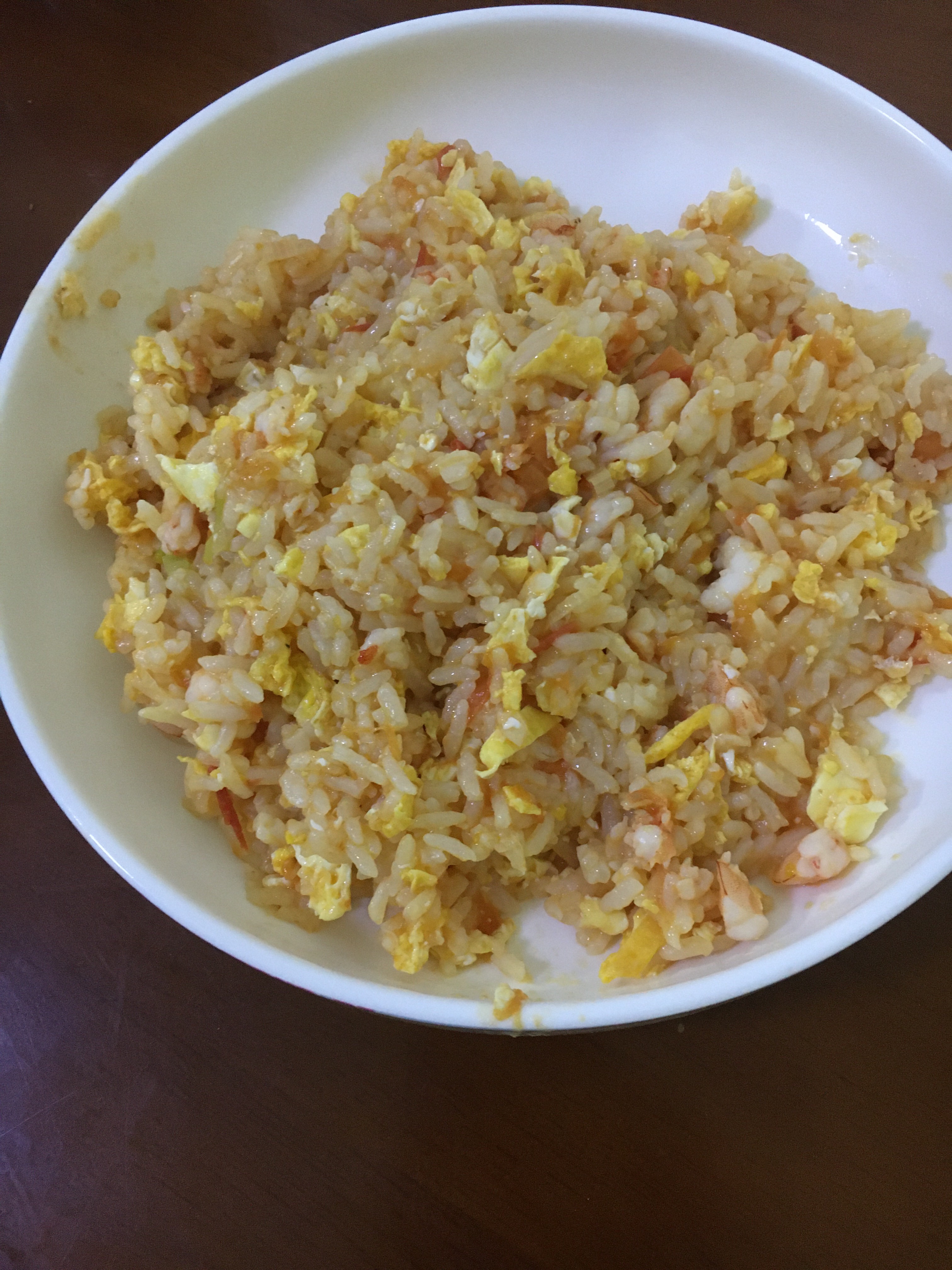 宝宝辅食：营养又美味的番茄虾仁鸡蛋炒饭的做法 步骤6