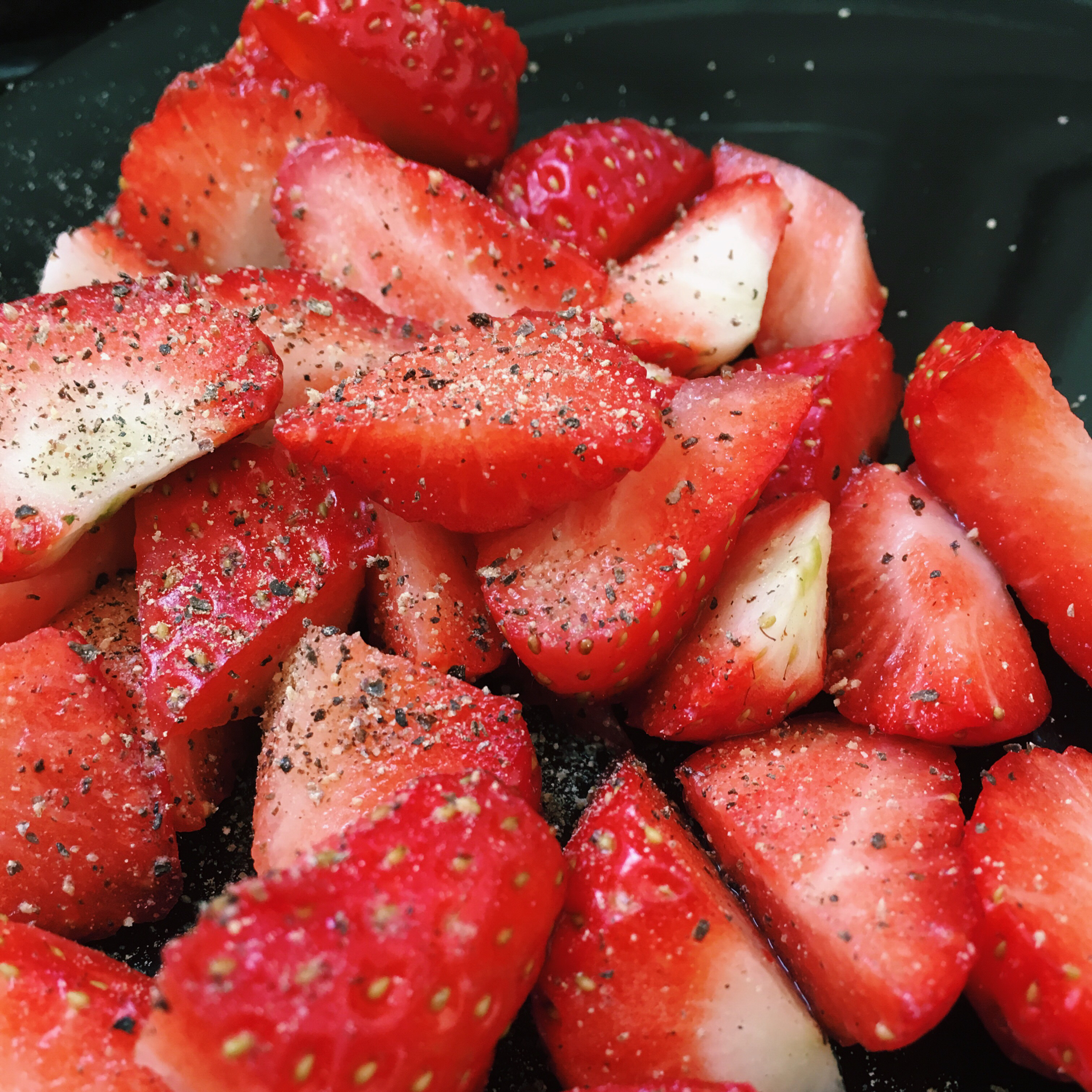 【Nigel Slater】草莓的朴素吃法大全