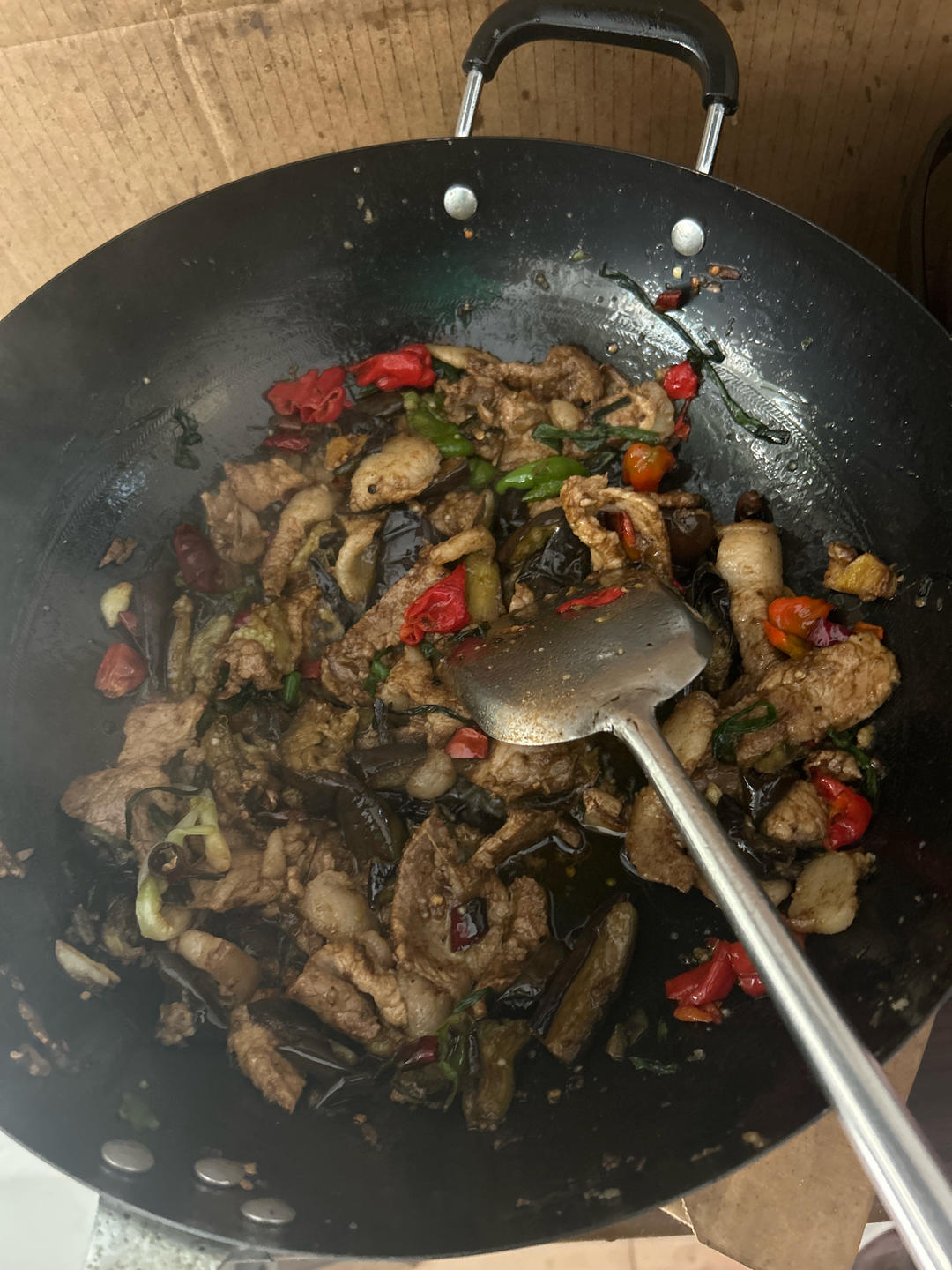 五花肉炒茄子