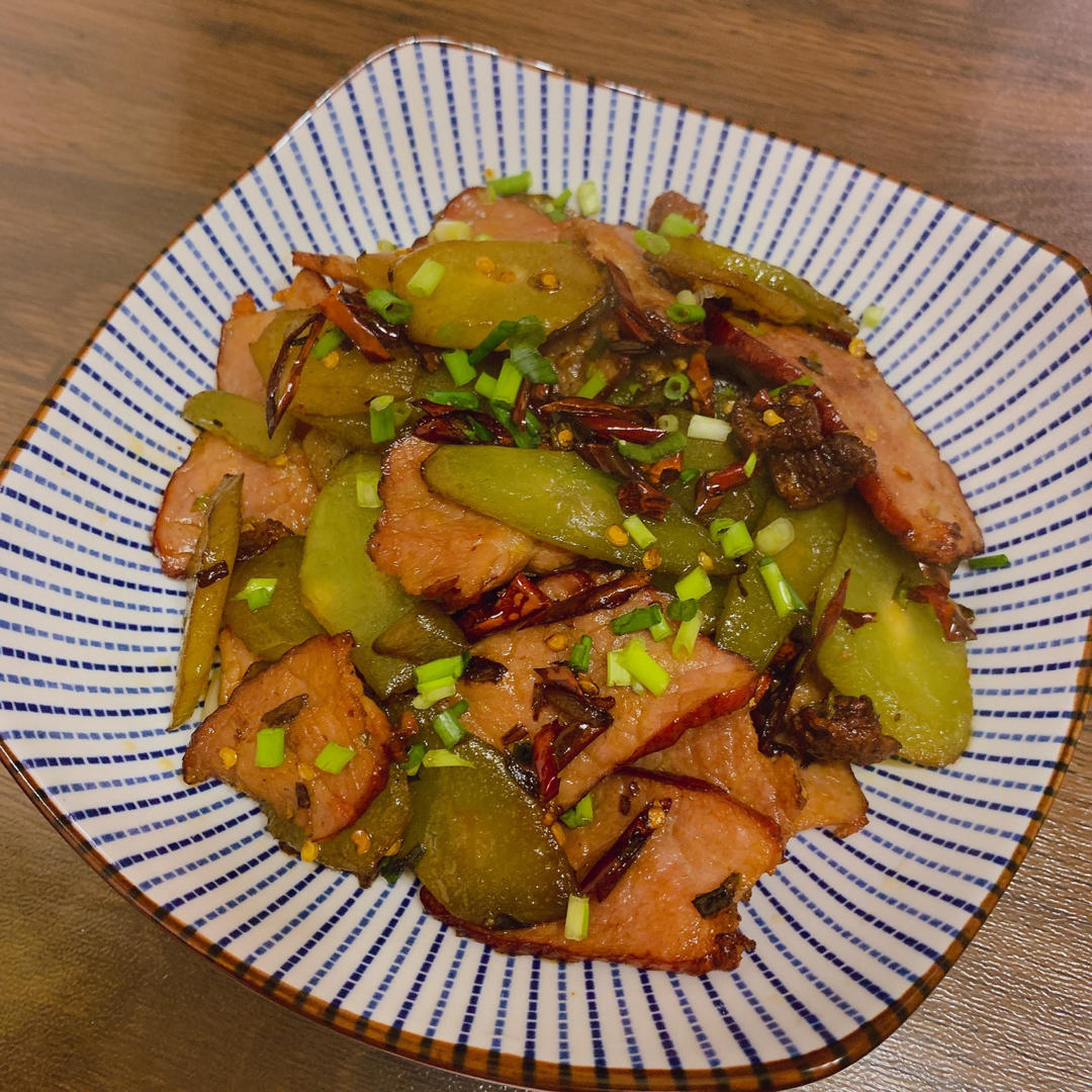 莴笋炒腊肉