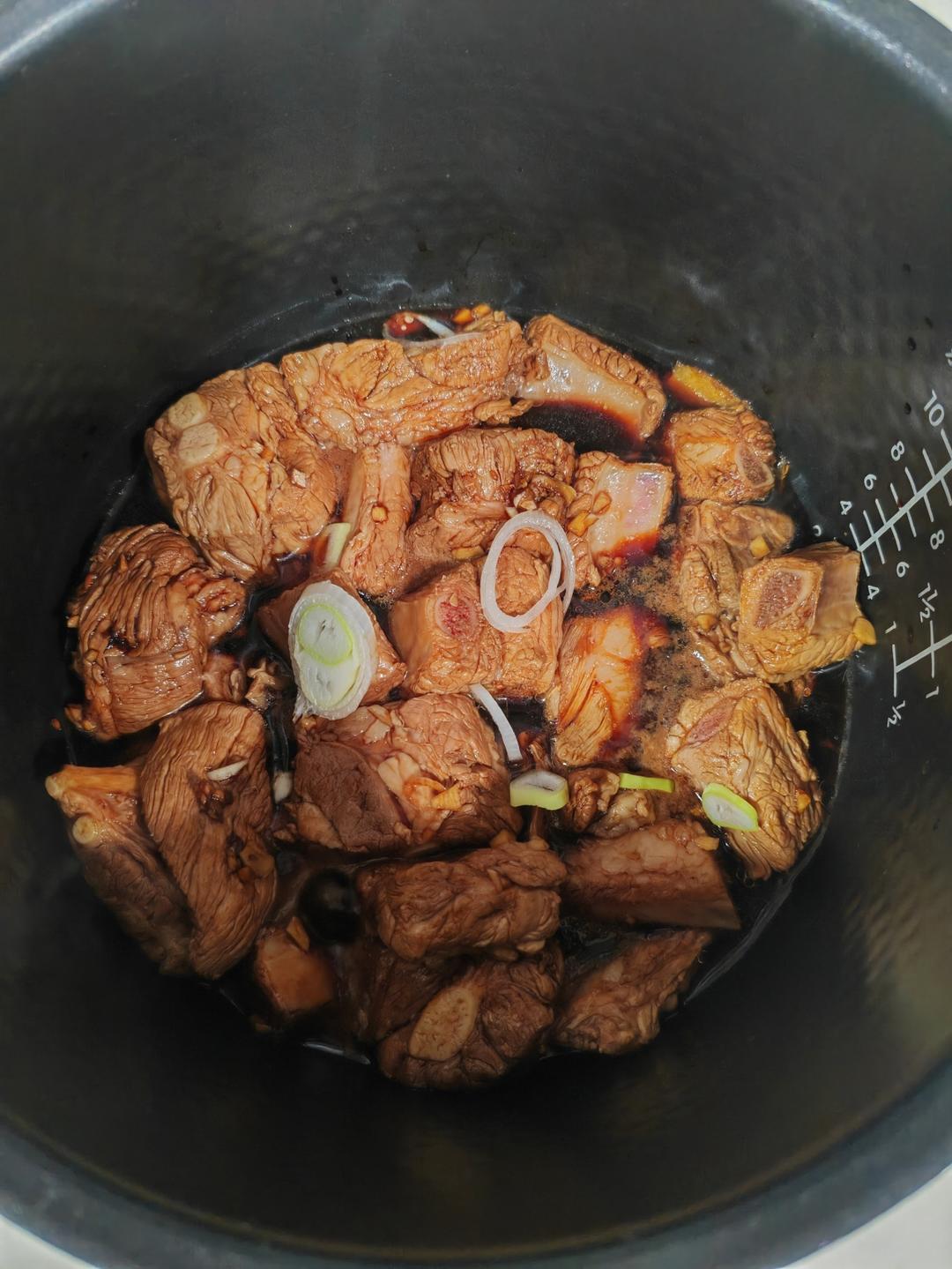 懒人低脂营养超好吃-电饭煲焖排骨