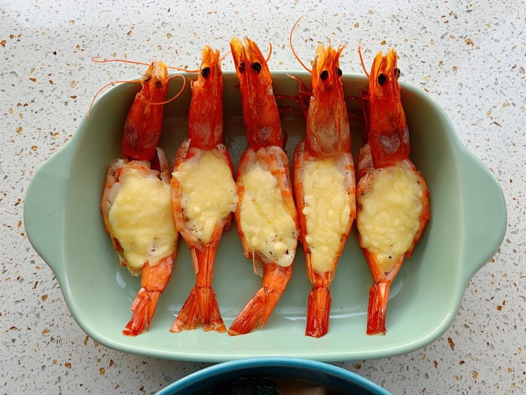 #秋季保胃战#咸蛋黄芝士焗大虾