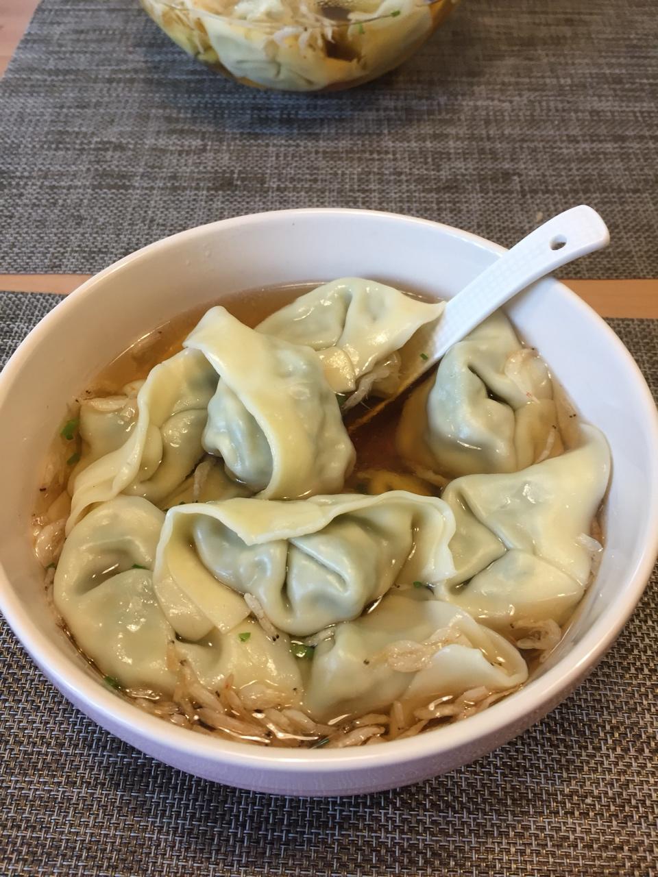 简妮林做的上海菜肉馄饨