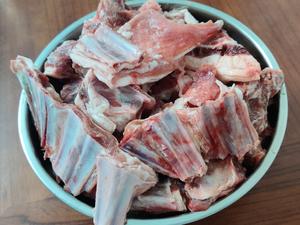 清炖羊肉汤（这是宁夏羊肉哦）的做法 步骤1