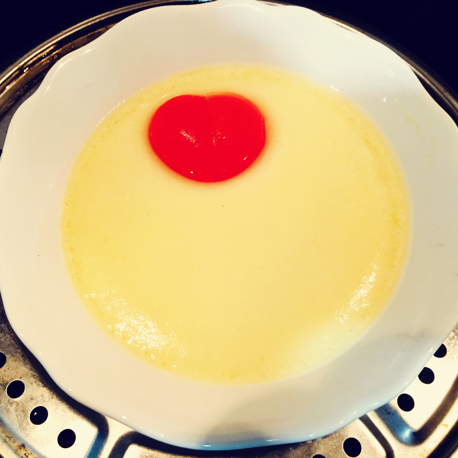 在10秒内把小西红柿切成心形