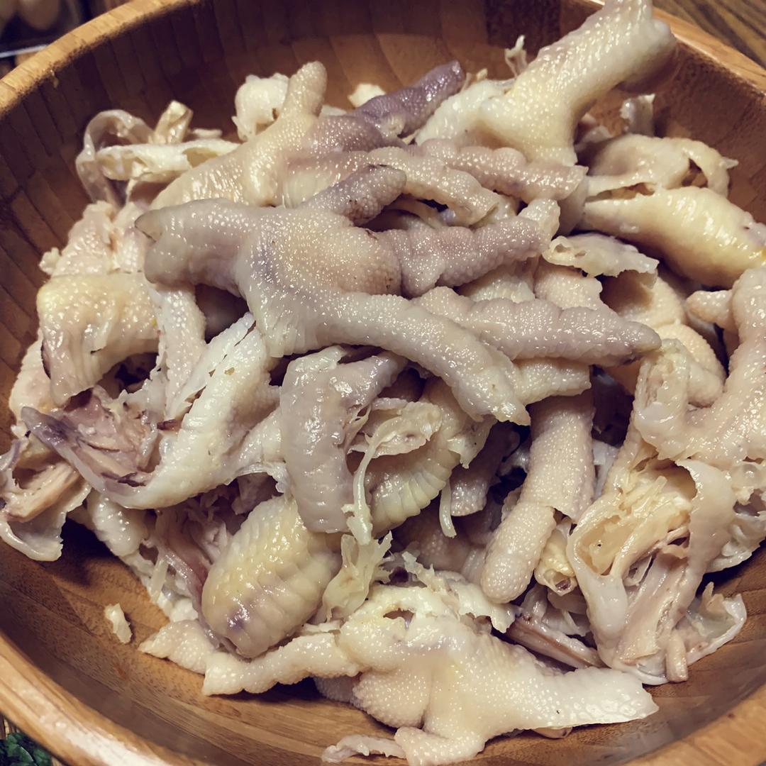 省力的鸡爪拆骨方法