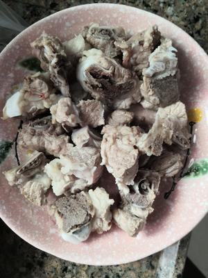 【晴妈菜谱】羊肚菌胡萝卜调脾养胃汤的做法 步骤1