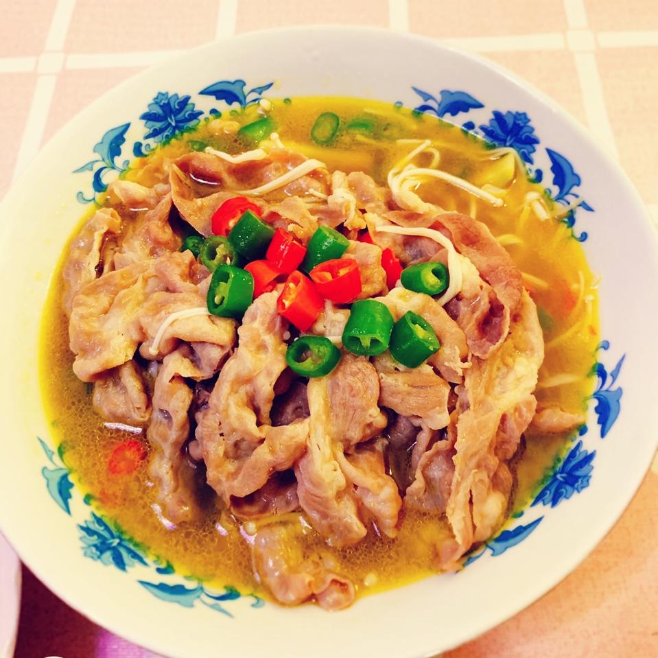 酸汤肥牛