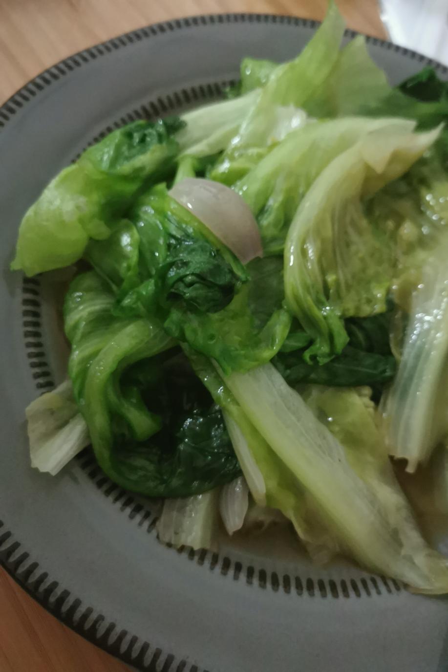 普普通通平平无奇焖生菜